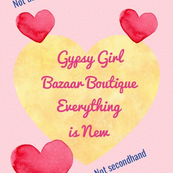 New!! Minimalist Golden Earrings. - Picture 7 of 7